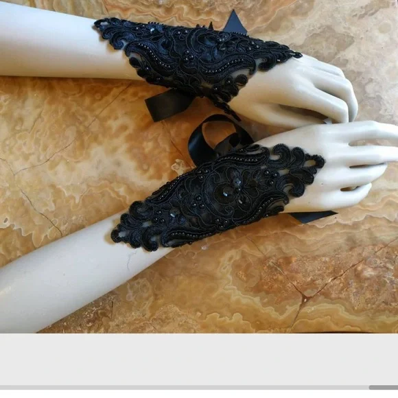 Set I bought off Etsy for over $200 and just added the headpiece - Picture 5 of 7